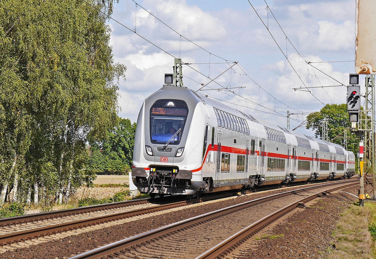 RENFE se hace con el 50% de la checa Leo Express